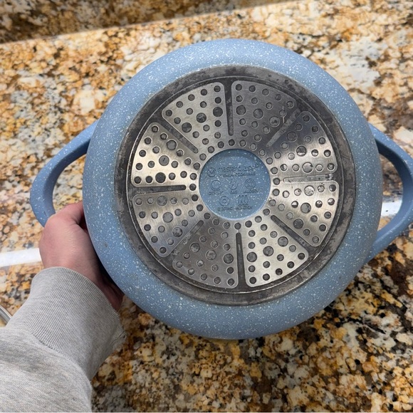 Master Class Cookware Casserole/Pot  11 inch With Lid Qt Blue Speckled EUC - Picture 7 of 7